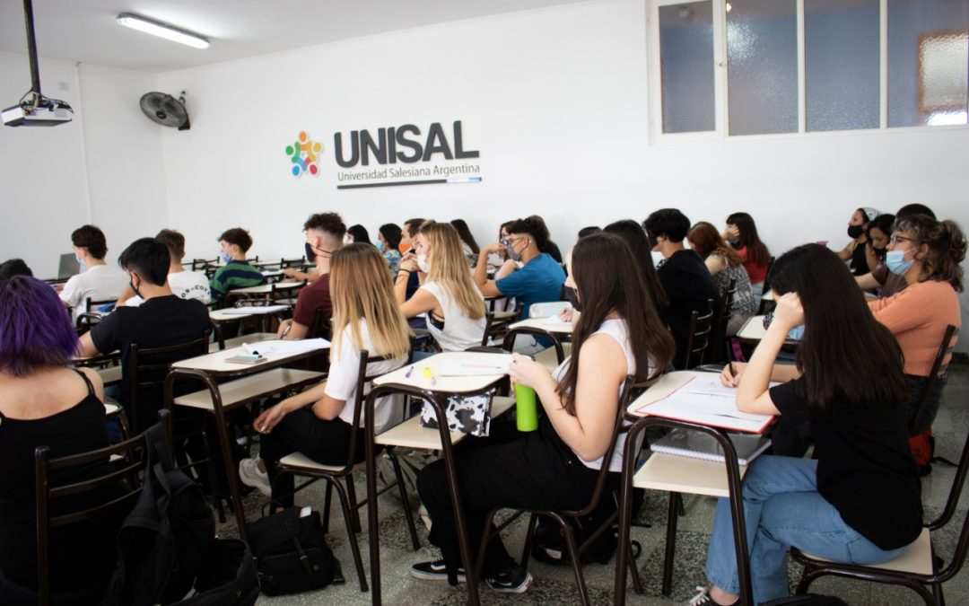 Más de 1200 estudiantes inician las clases de manera presencial en la Unisal