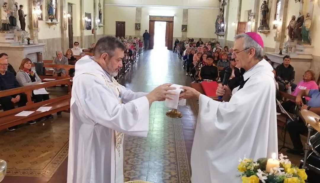 El P. Juan Aversa asume la parroquia San Pedro