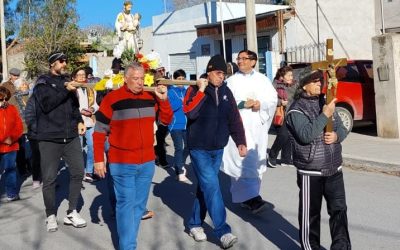 “Con San Cayetano hermano te doy una mano”