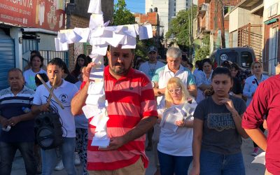 Estaciones con testimonio de situaciones difíciles en el Via Crusis 