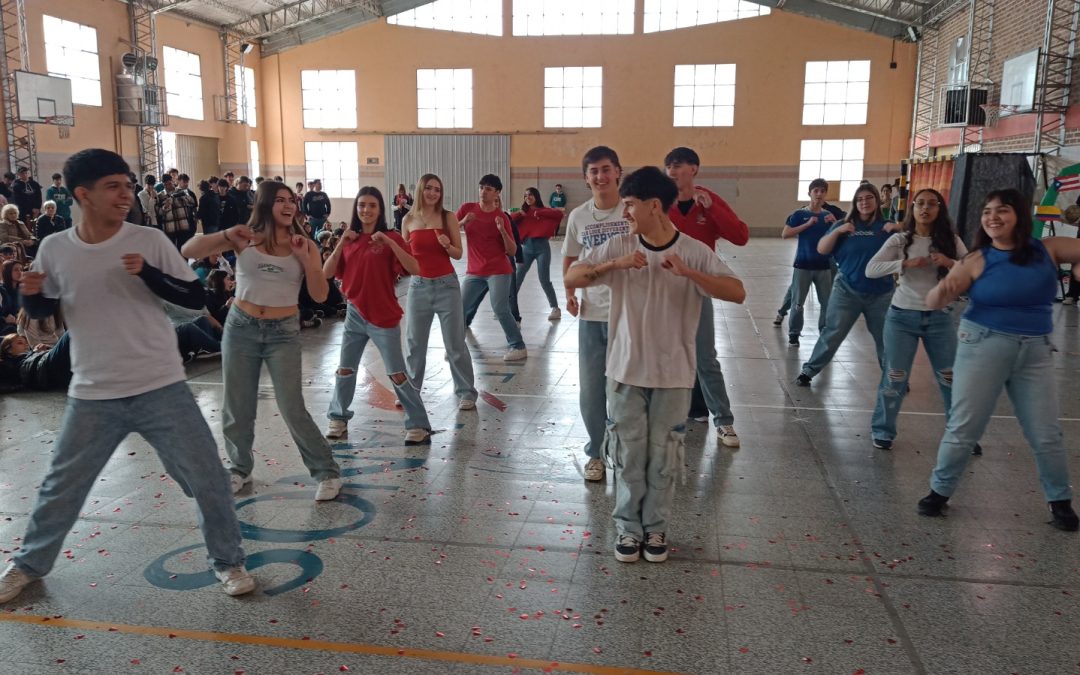 Música, baile y reflexión para celebrar a Don Bosco