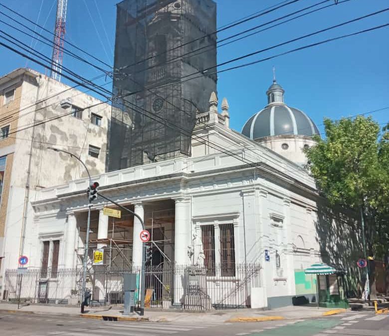 Comienzan los trabajos de pintura exterior del templo