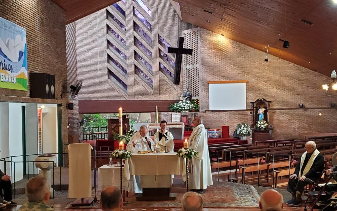Varias comunidades religiosas celebraron la Pascueta en Casa Zatti