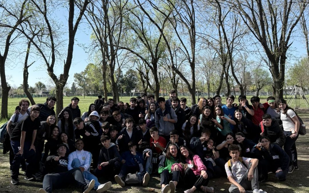 ¡Que esta primavera siga enseñando a florecer en común-unidad!