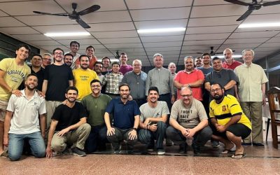 El P. Guido Errico visita la comunidad del Posnoviciado