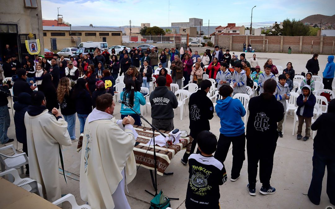 Emotivos actos para celebrar los 65 años de presencia salesiana en Caleta Olivia