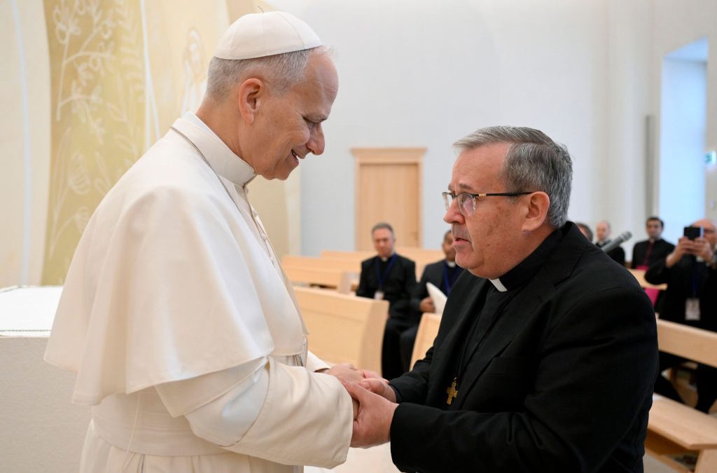 El Papa León XIV visitó la Casa Generalicia y presidió la misa en la Parroquia Sagrado Corazón