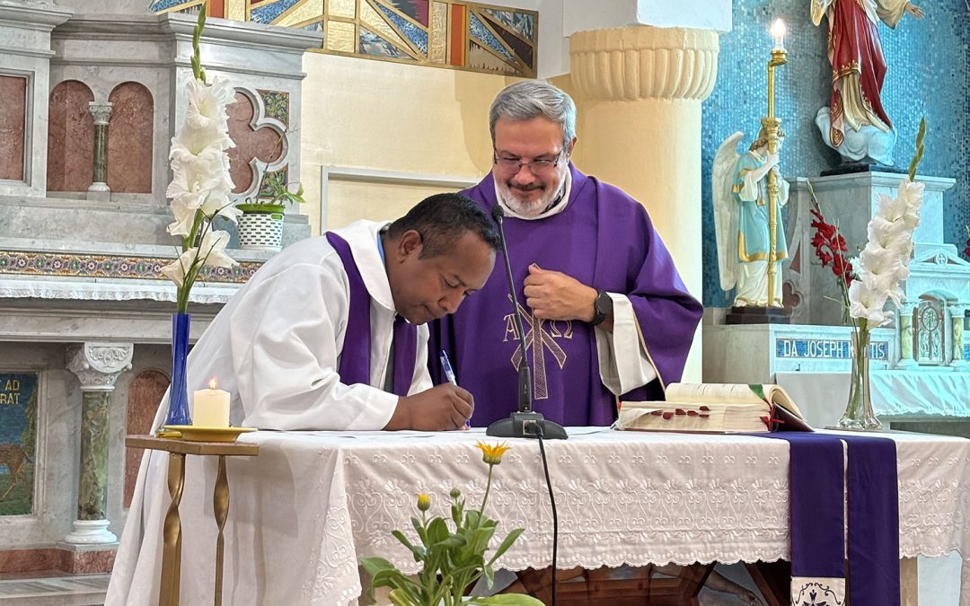 Puerto Deseado recibe a su nuevo Padre Director