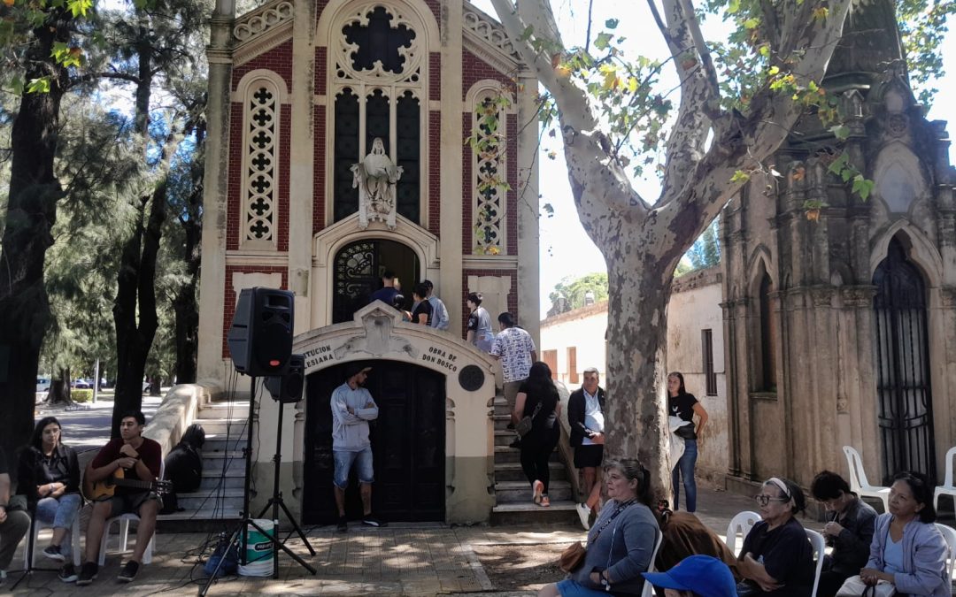 Se celebró la misa por los difuntos en el Panteón Salesiano de la Chacarita