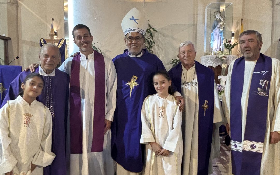 Asumen los nuevos párroco y vicario parroquial en Villa Regina