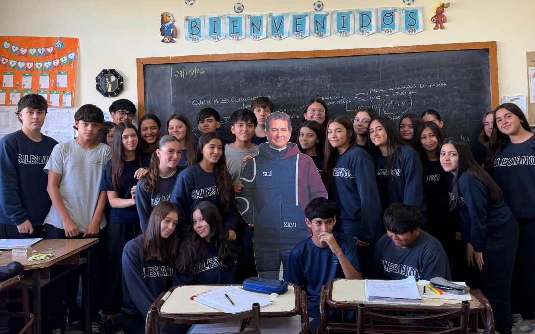 Don Bosco también se puso el buzo de egresados