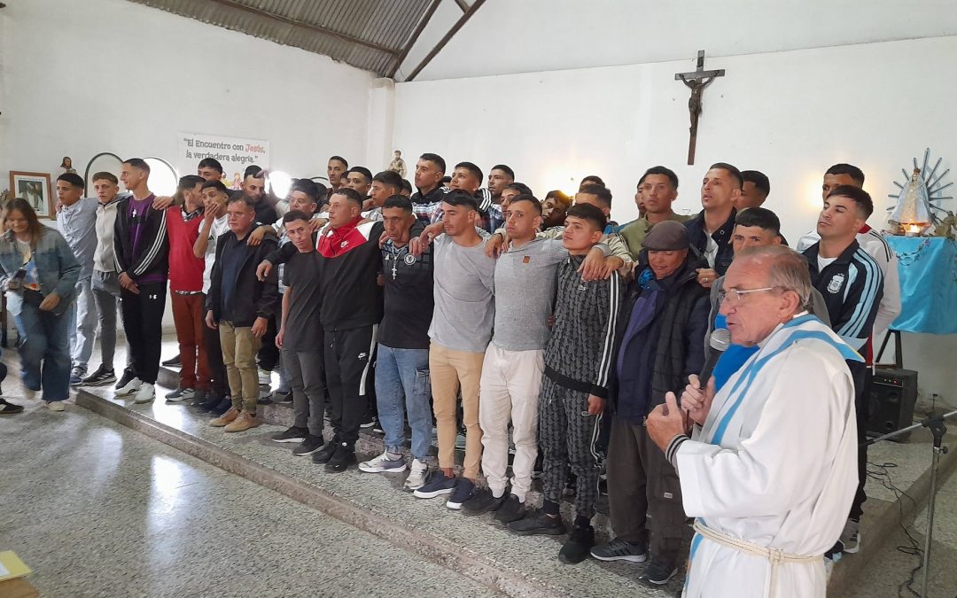 Egresan 44 jóvenes de la Granja Terapéutica P. Mujica 
