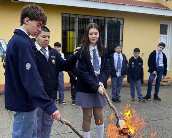 2026.06.06 Ceremonia de las antorchas – Batallón Ushuaia (4)