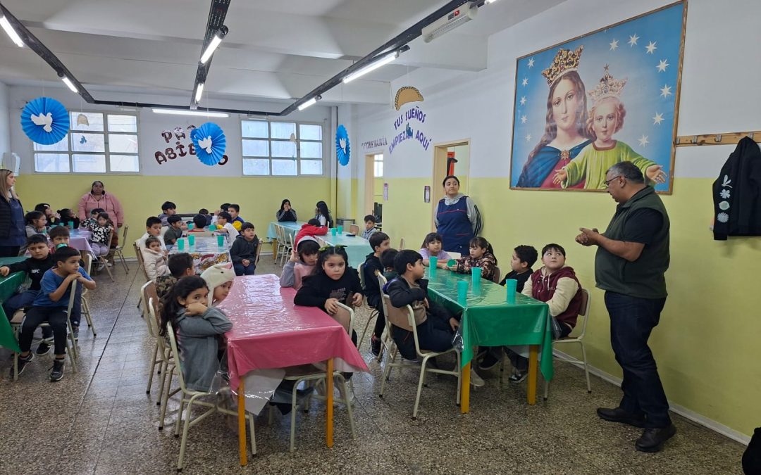 Una visita que renueva el fuego del carisma en el Domingo Savio de Comodoro Rivadavia
