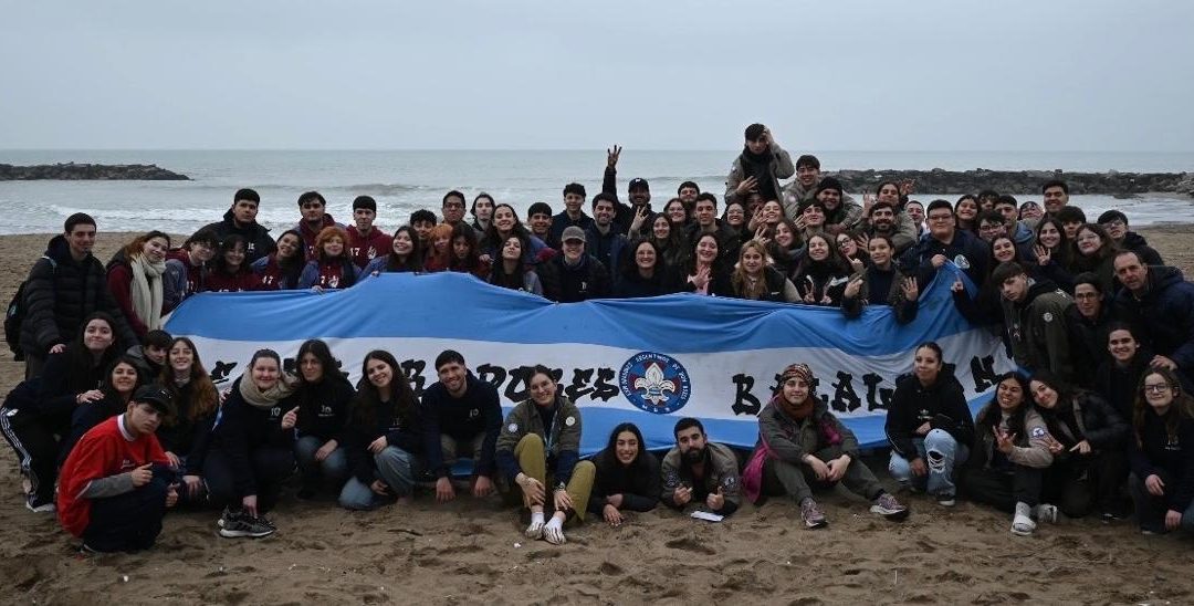 Jóvenes por jóvenes
