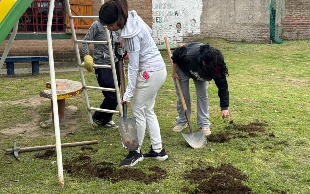 Estudiantes de La Piedad llevaron su trabajo solidario a ocho barrios periféricos